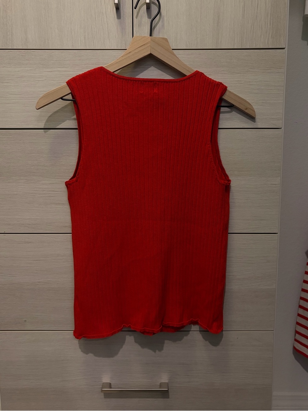 Knit Ribbed Button-Front Tank - Picture 2 of 4